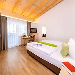 Hotel Hotel-restaurant Lampenhaeusl Fusch an der Grossglocknerstrasse