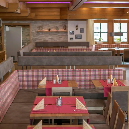 Hotel-restaurant Lampenhaeusl Hotell