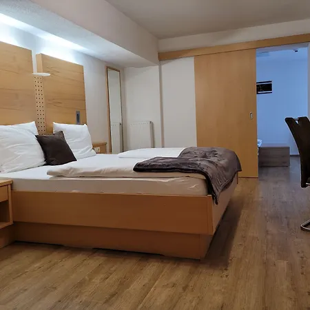 Hotel-restaurant Lampenhaeusl 3*