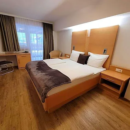 Hotel-restaurant Lampenhaeusl 호텔